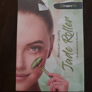 🌸Branfit Jade Roller & Gua Sha Scraping Tool Set Facial (New in Sealed Box)